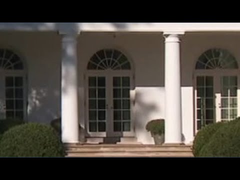 White House Garden tours offer look at Trump plans White House Garden tours offer look at Trump plans