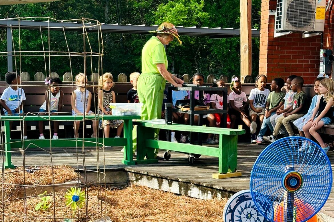Education: Growing young gardeners – The Dispatch Education: Growing young gardeners