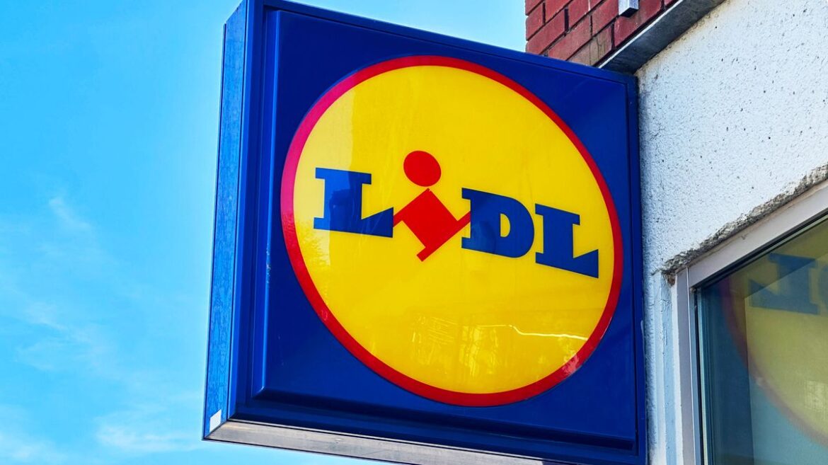 Lidl middle aisle update from gardening to bath and beauty bargains Daily Record