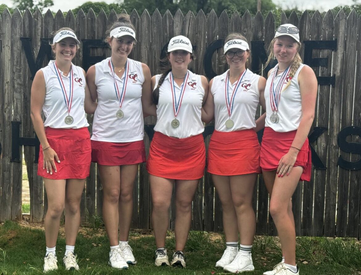 The 2026 Garden City girls golf team poses after finishing second at the Region II-1A Tournament at Shady Oaks Golf Course in Baird in mid April. 