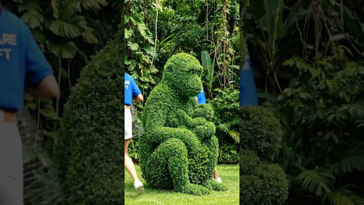 Mother’s Love.. Made From Leaves 🌿💚 | DIY Topiary Art #topiary #gardendesign Mother’s Love.. Made From Leaves 🌿💚 | DIY Topiary Art #topiary #gardendesign