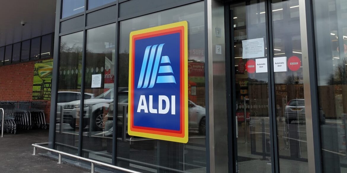Aldi’s Egg Chair Is Back – And It’s Had A Stylish Upgrade Aldi’s Egg Chair Is Back – And It’s Had A Stylish Upgrade
