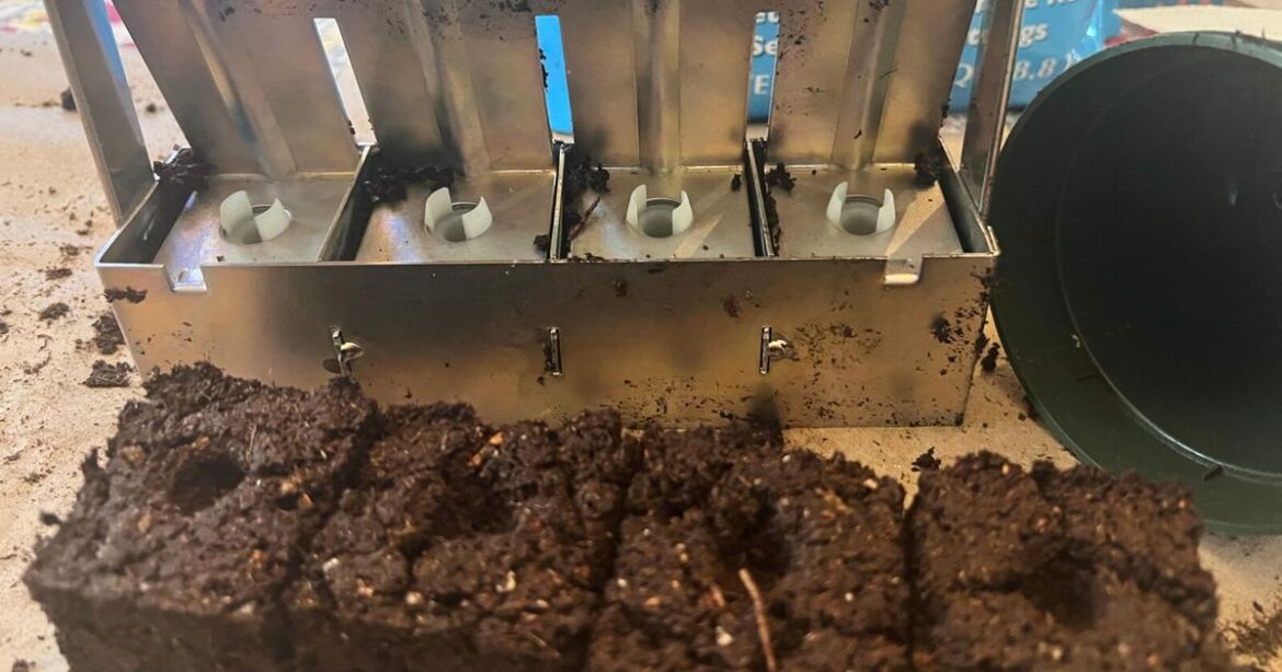 Eco-friendly garden containers and tools to reduce plastic