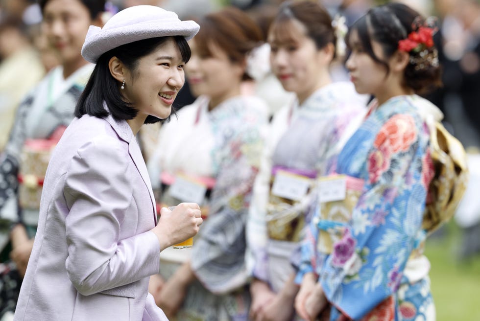 Japan imperial couple hosts spring garden party