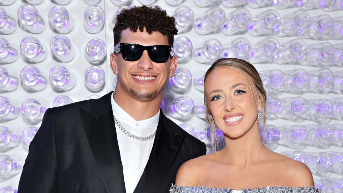 Patrick Mahomes’ Tree Wall Sets the 2026 Screening Standard Patrick and Brittany Mahomes
