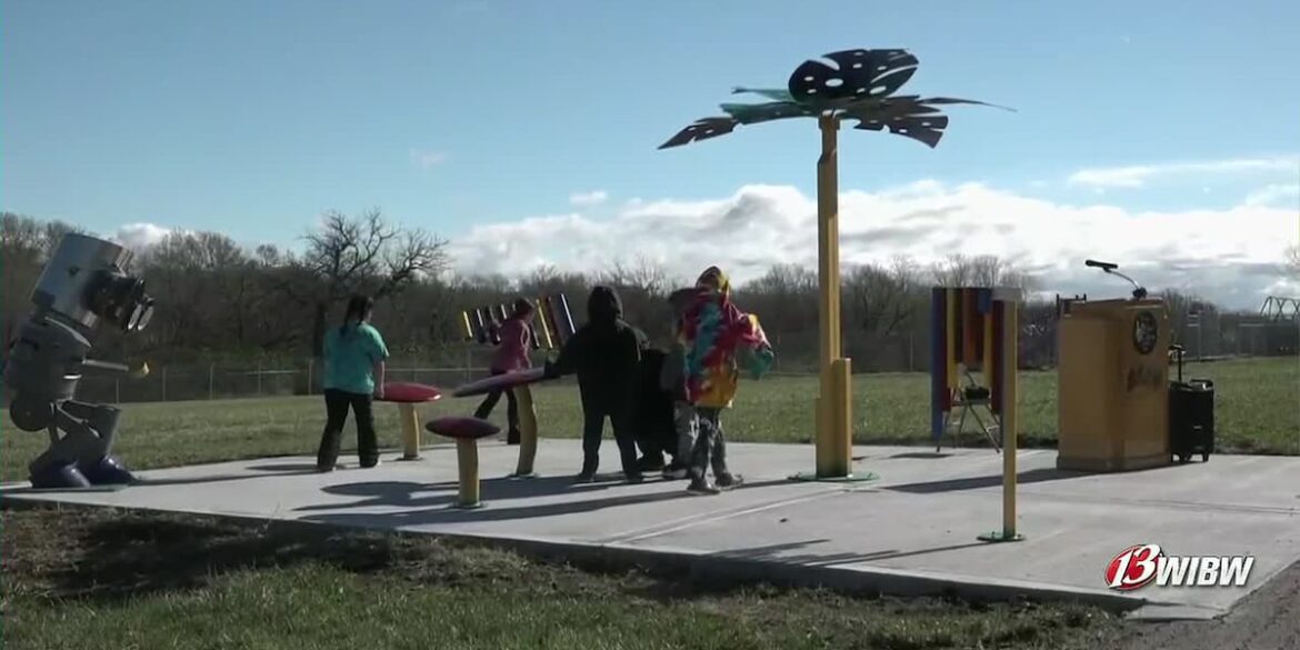 Ross Elementary opens new musical garden for outdoor learning