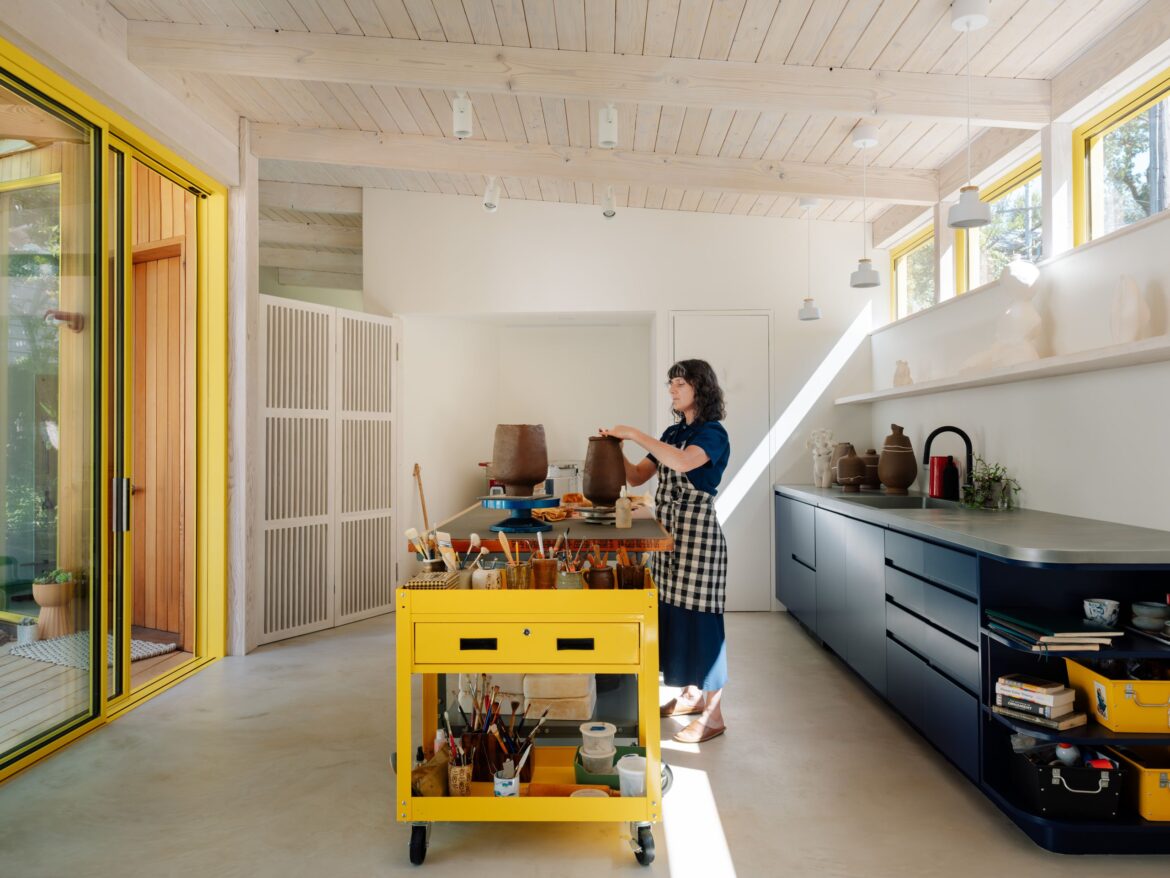 Tour this garden studio, full of Californian character