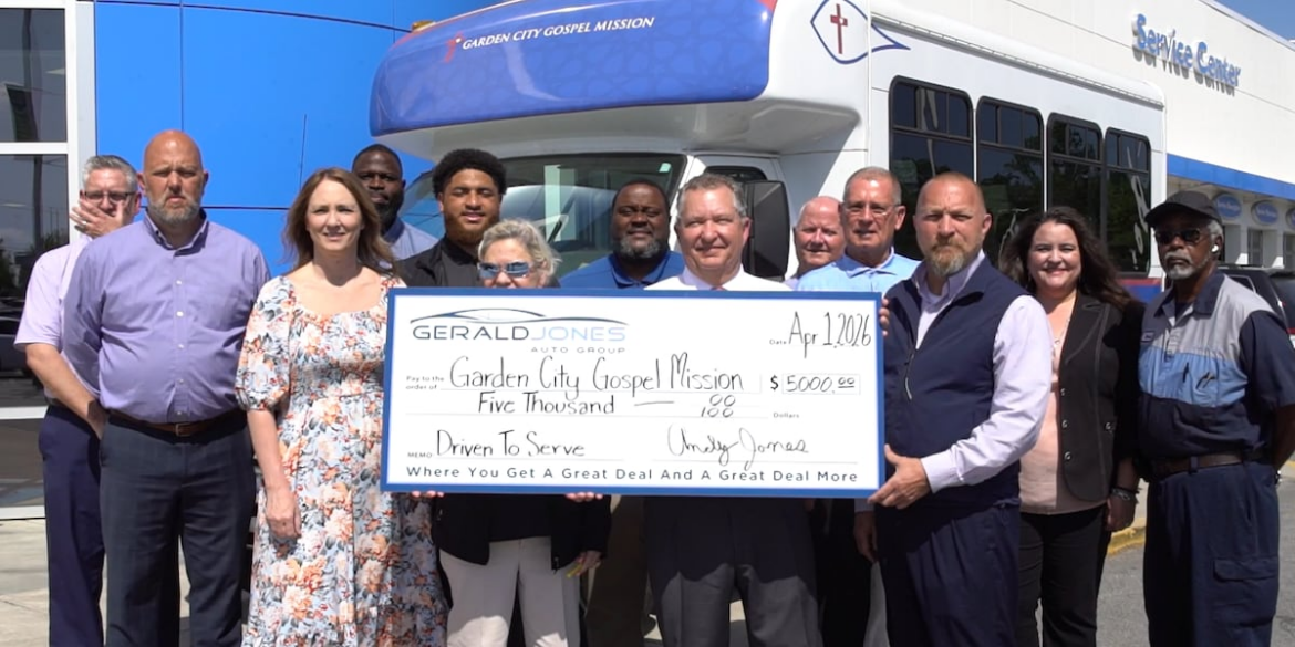 Garden City Gospel Mission receives bus, $5K donation for recovery program
