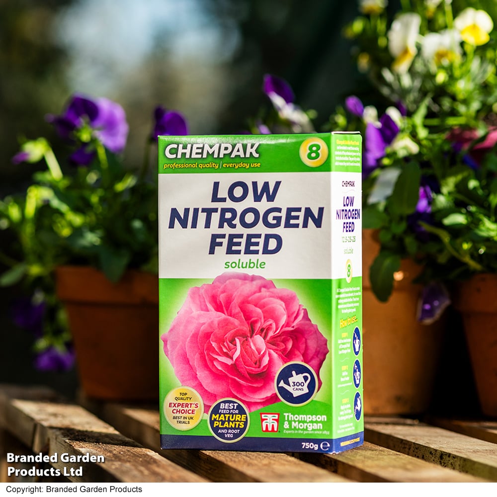 Chempak&amp;reg; Low Nitrogen Feed - Formula 8
