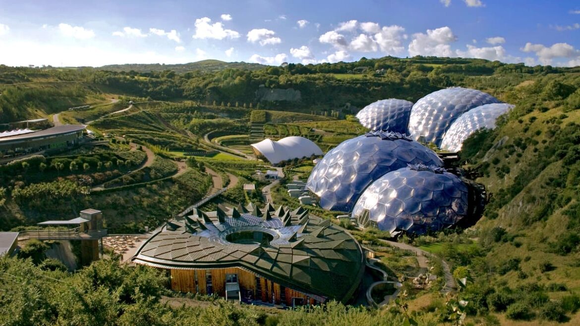 Budding Eden horticulturists recognised with multiple achievements Budding Eden horticulturists recognised with multiple achievements