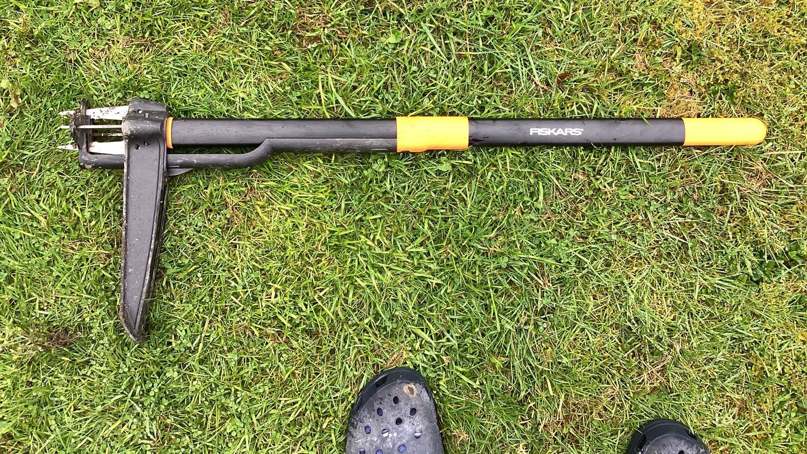 Fiskars weed puller