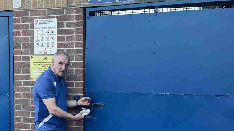 Irish league club apologises after MLA ‘banned’ from ground