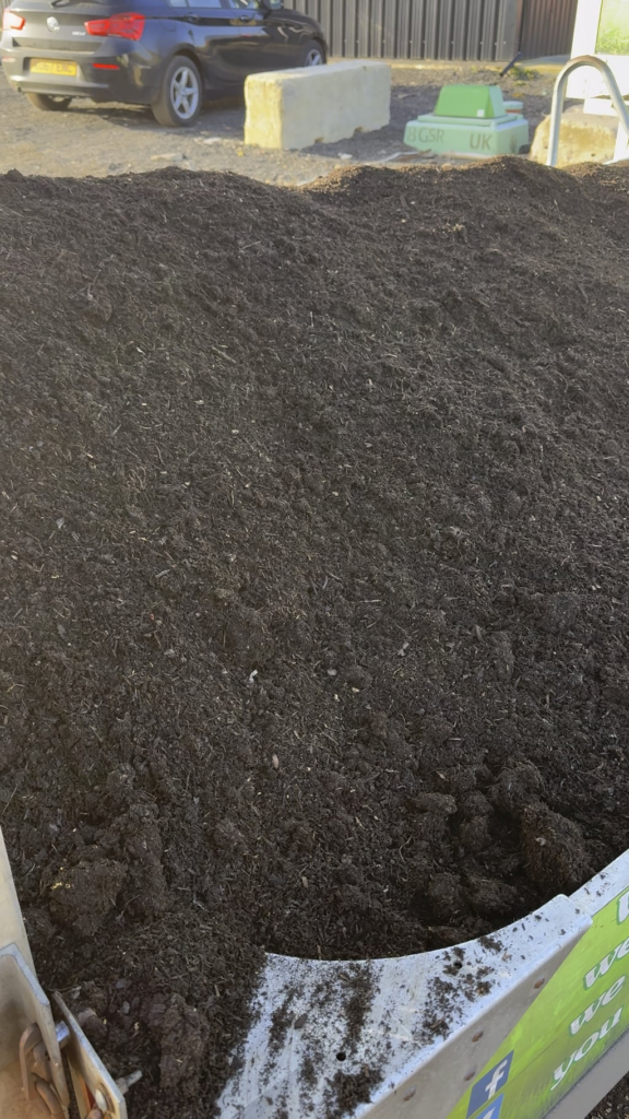 10mm refined compost.