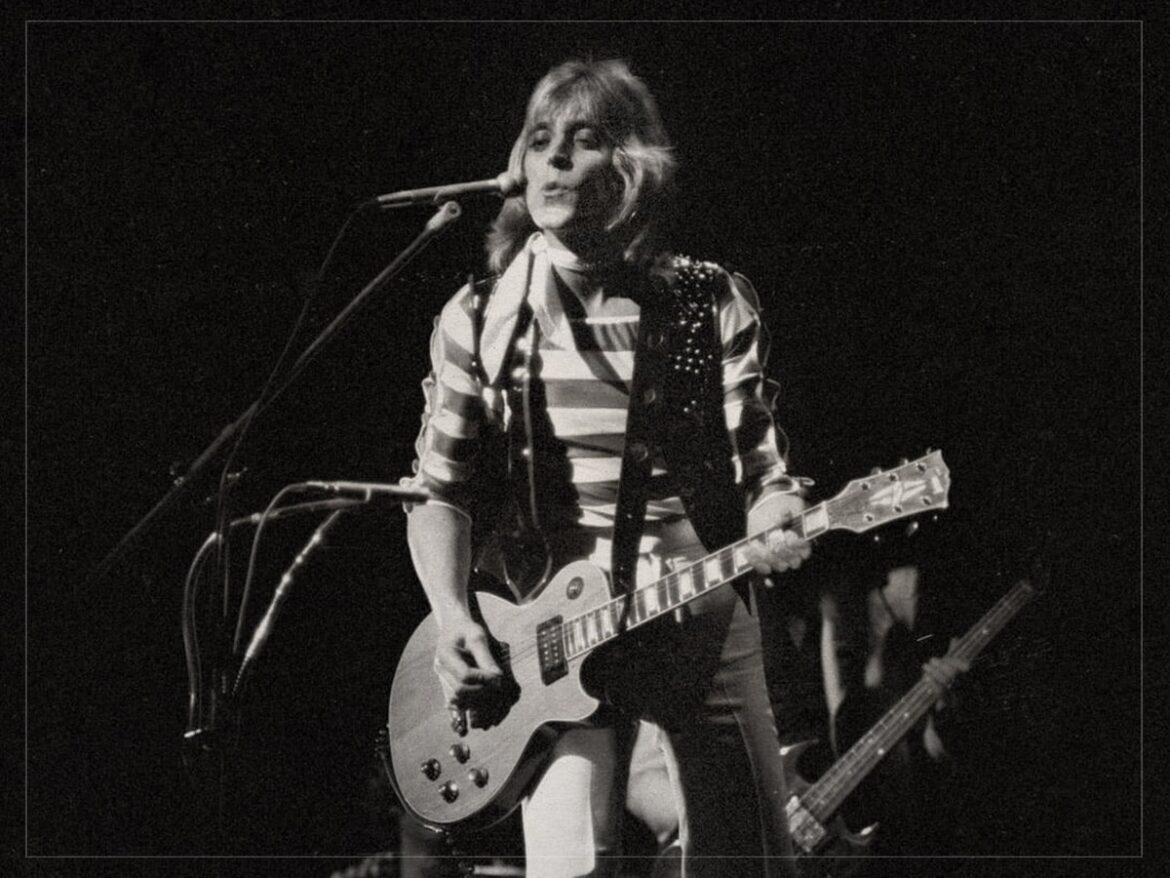 How Mick Ronson went from a gardener in Hull to a superstar How Mick Ronson went from a gardener in Hull to a superstar