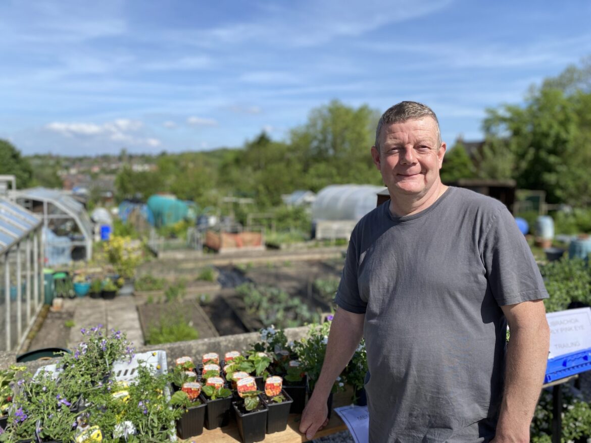 Green-fingered gardeners invited to Mottram Road plant sale Green-fingered gardeners invited to Mottram Road plant sale