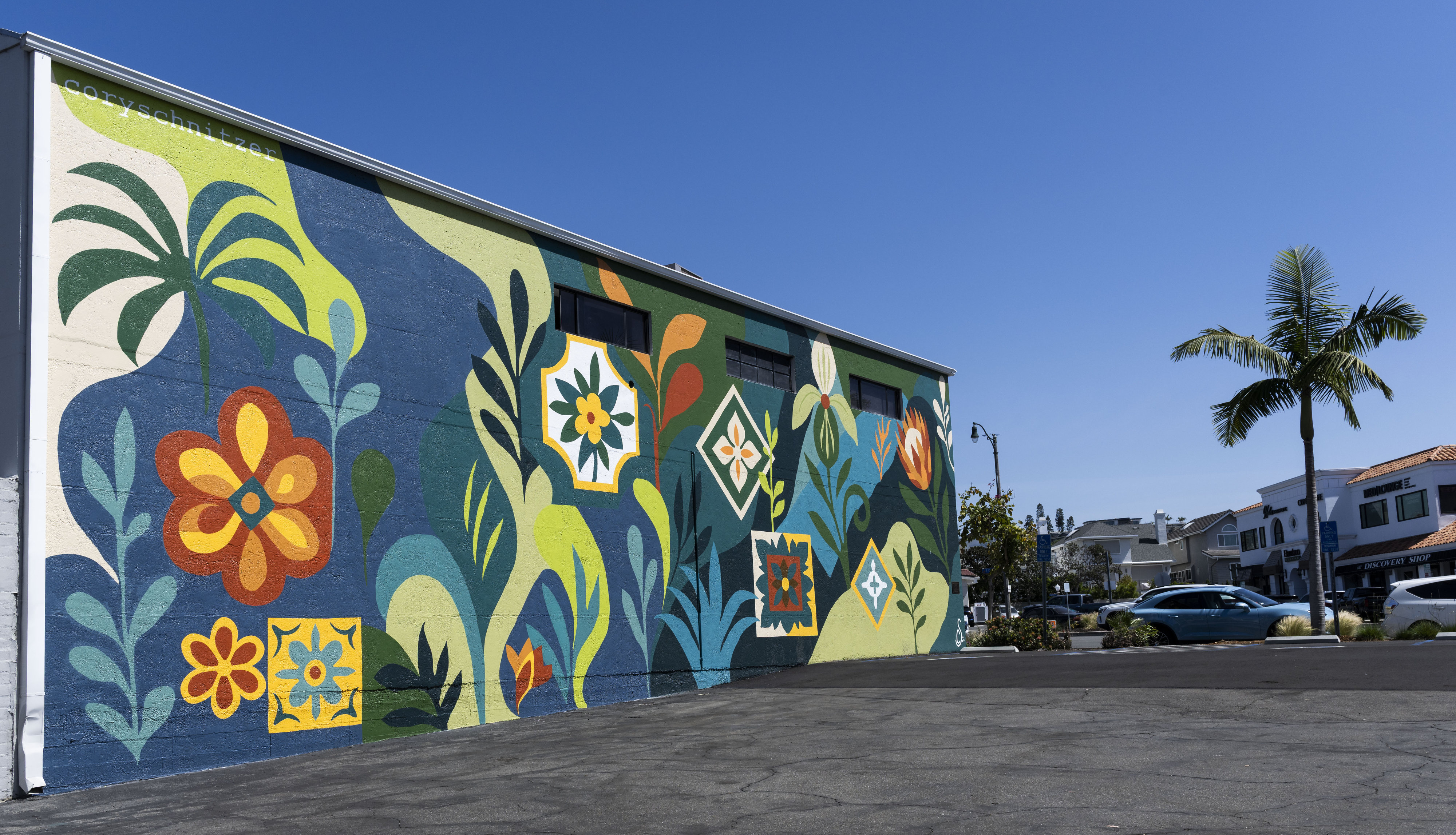 A mural is finished along Dahlia Ave. as construction continues...