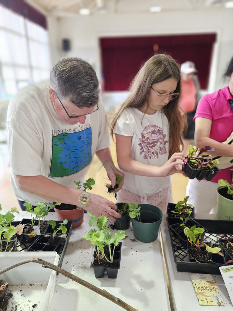 Plant.Grow.Share. Turns Home Gardens into Hope for Local Families Plant.Grow.Share. Turns Home Gardens into Hope for Local Families