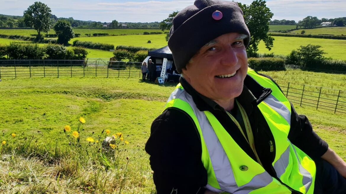 Welsh rocker finds peace in gardening while battling prostate cancer Welsh rocker finds peace in gardening while battling prostate cancer