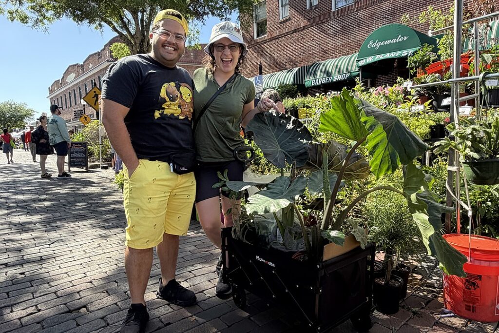 PHOTOS: Spring Fever in the Garden 2026