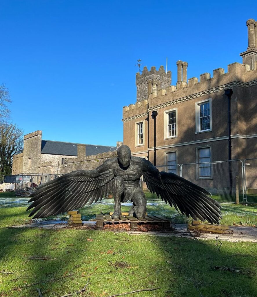 28 Garden Sculpture Ideas for 2026 That Make Your Space Feel Like It Runs on a Different Level Whimsical Bird-Like Garden Sculpture