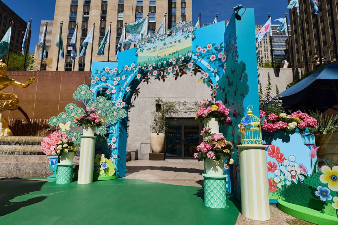Van Cleef & Arpels Brings a Spring Garden to Rockefeller Center Van Cleef & Arpels Brings a Spring Garden to Rockefeller Center