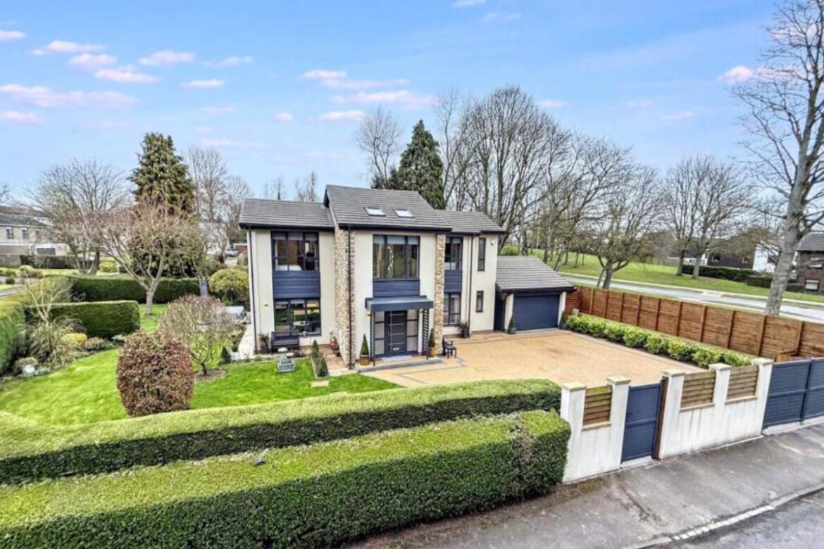 ‘Rare find’ self-built County Durham home with wrap-around garden up for £650,000 ‘Rare find’ self-built County Durham home with wrap-around garden up for £650,000
