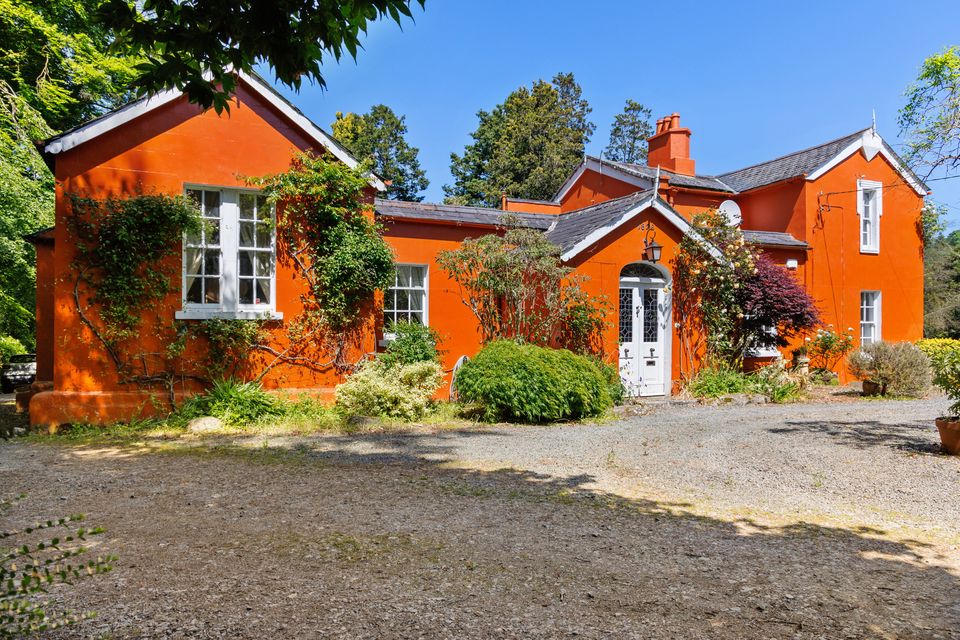A single storey wing at Glebe House