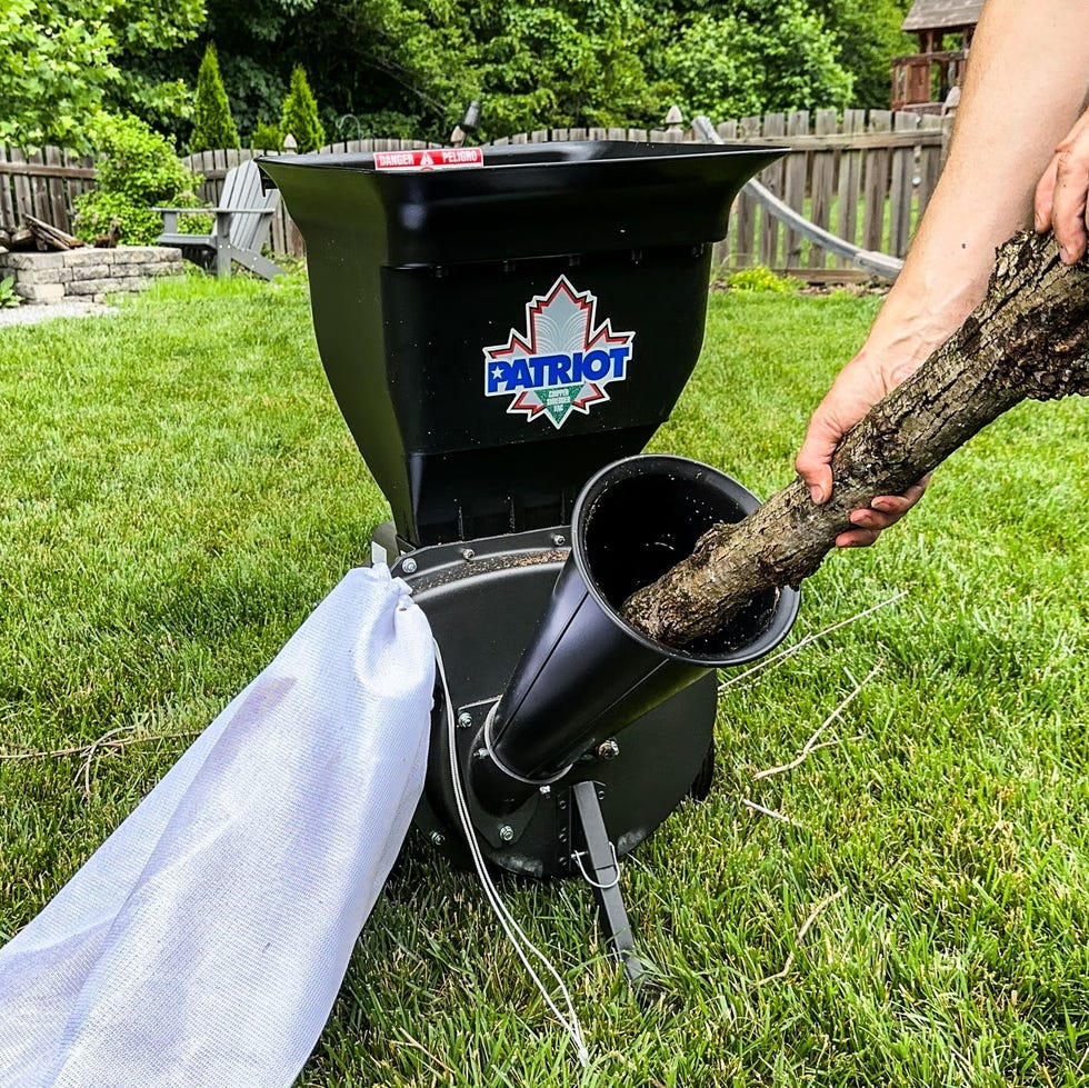 CSV-2515 1.5-HP Corded Electric Wood Chipper