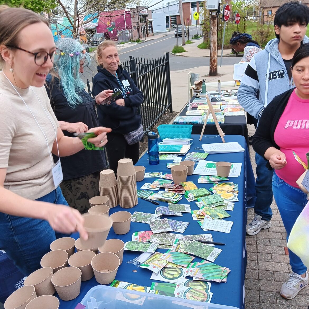 “Gardeners’ Exchange” Grows In The Hill