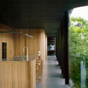 © Maxime Delvaux House in a Garden / Edition Office - Interior Photography, Kitchen, Wood