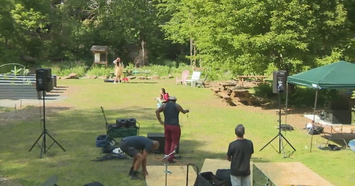 Noisy garden parties at metro Atlanta nonprofit have neighbors feeling rattled – WSB-TV Channel 2 Noisy garden parties at metro Atlanta nonprofit have neighbors feeling rattled – WSB-TV Channel 2