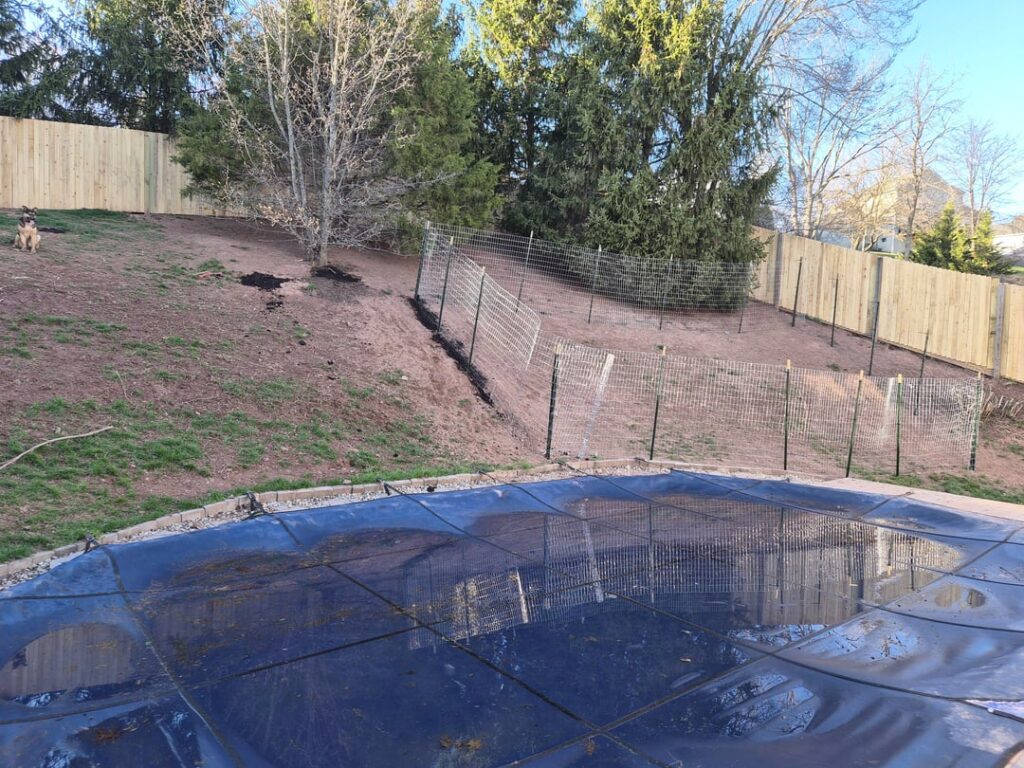 Best seeding blankets for a steep incline? Best grass seed type?