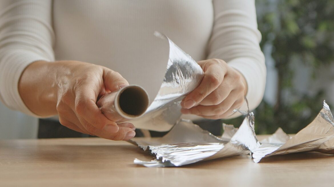 Got A Little Extra Kitchen Foil? Make Your Vegetable Garden A Safe Haven For Hummingbirds