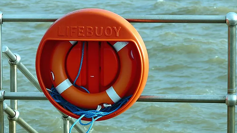 Omagh man stole phone & lifebuoy during Donegal night out