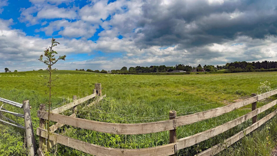 First houses to be built in new ‘garden village’ First houses to be built in new 'garden village'