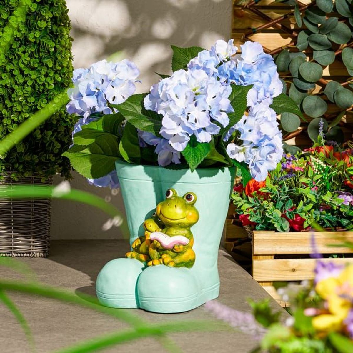 Jardin Frog In Wellington Boot Planter