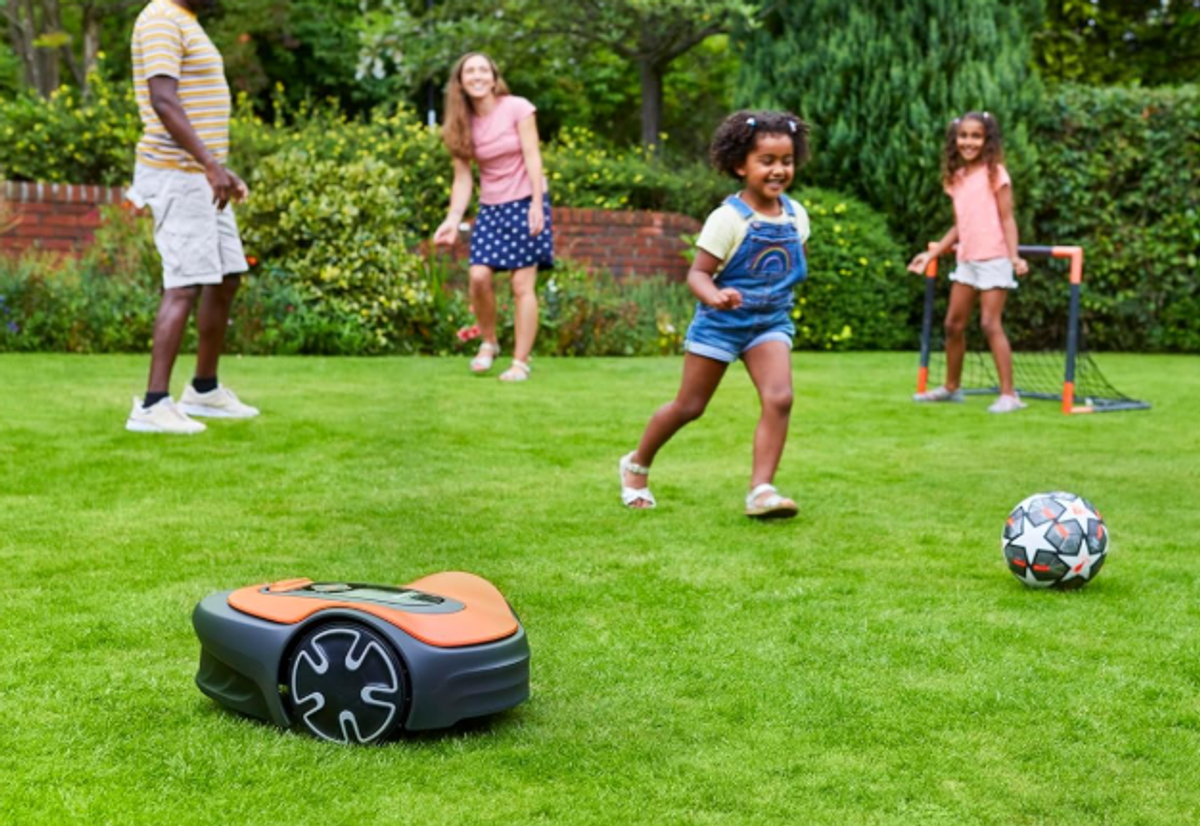 Flymo lawnmower