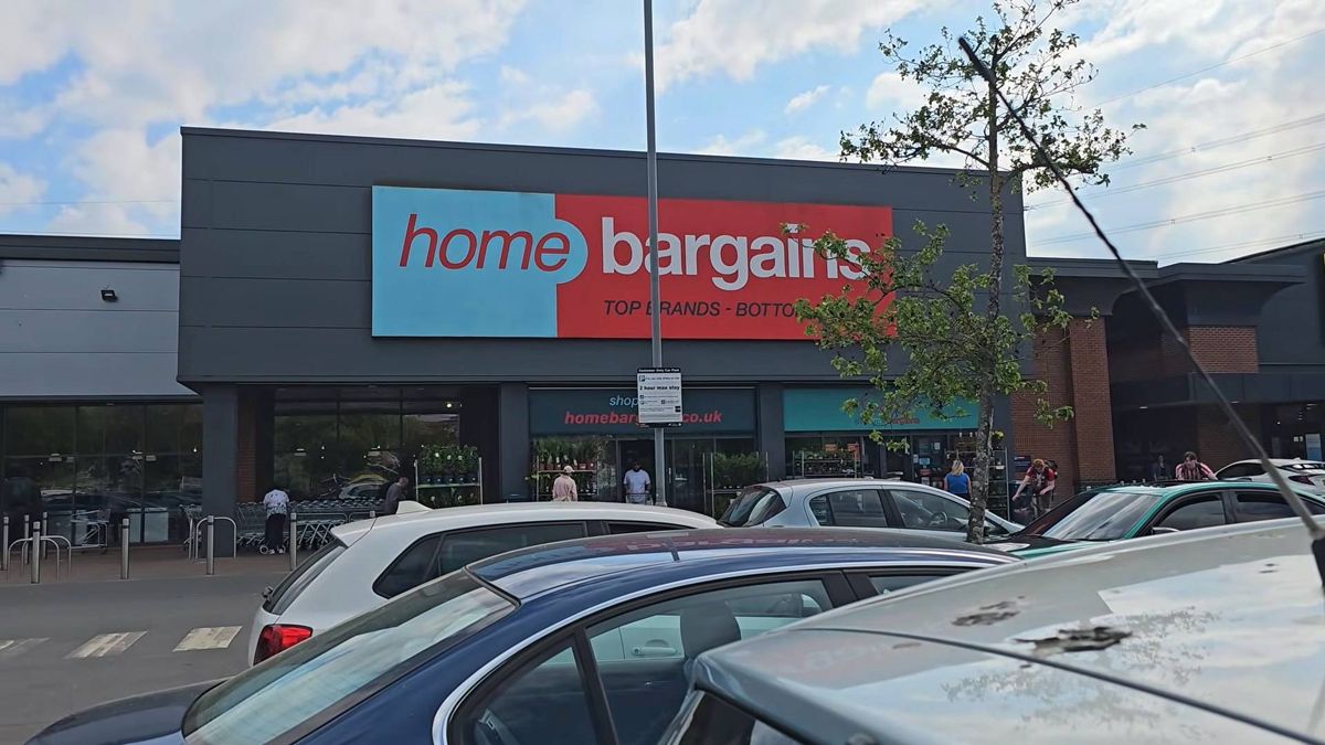 Pippa Ashton Home Bargains