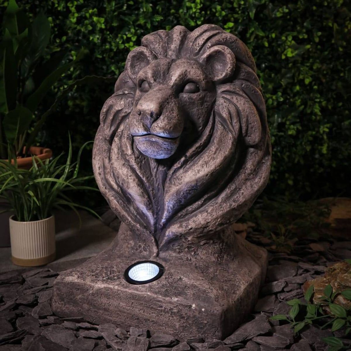 The Solar Powered Lion Head