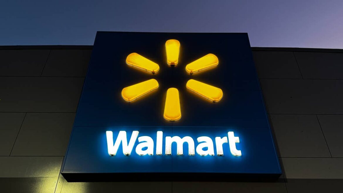 Walmart’s ‘Beautiful’ $44 Outdoor Solar Garden Lights Are Now Less Than $2 Each Walmart's 'Beautiful' $44 Outdoor Solar Garden Lights Are Now Less Than $2 Each