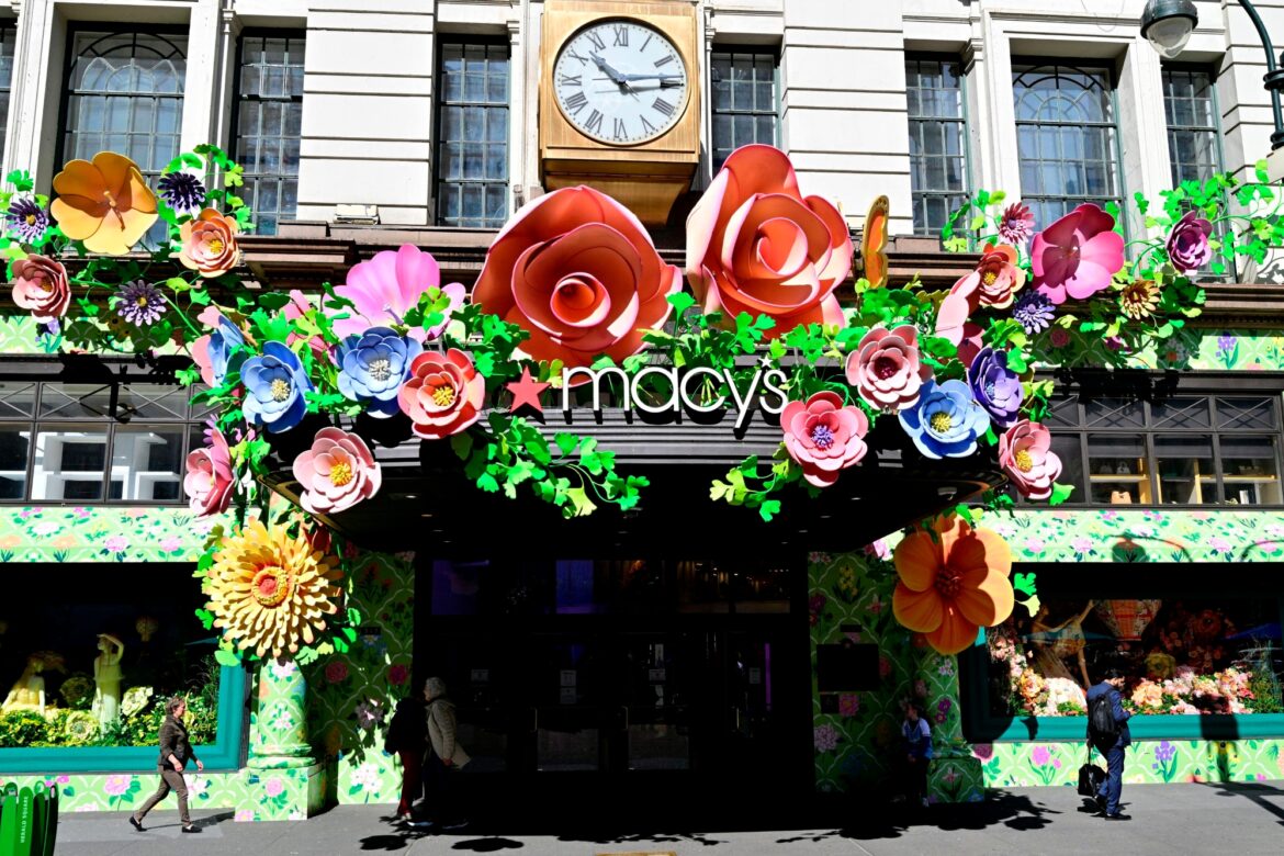 Macy’s Flower Show returns to Herald Square celebrating America’s gardens Gallery Image
