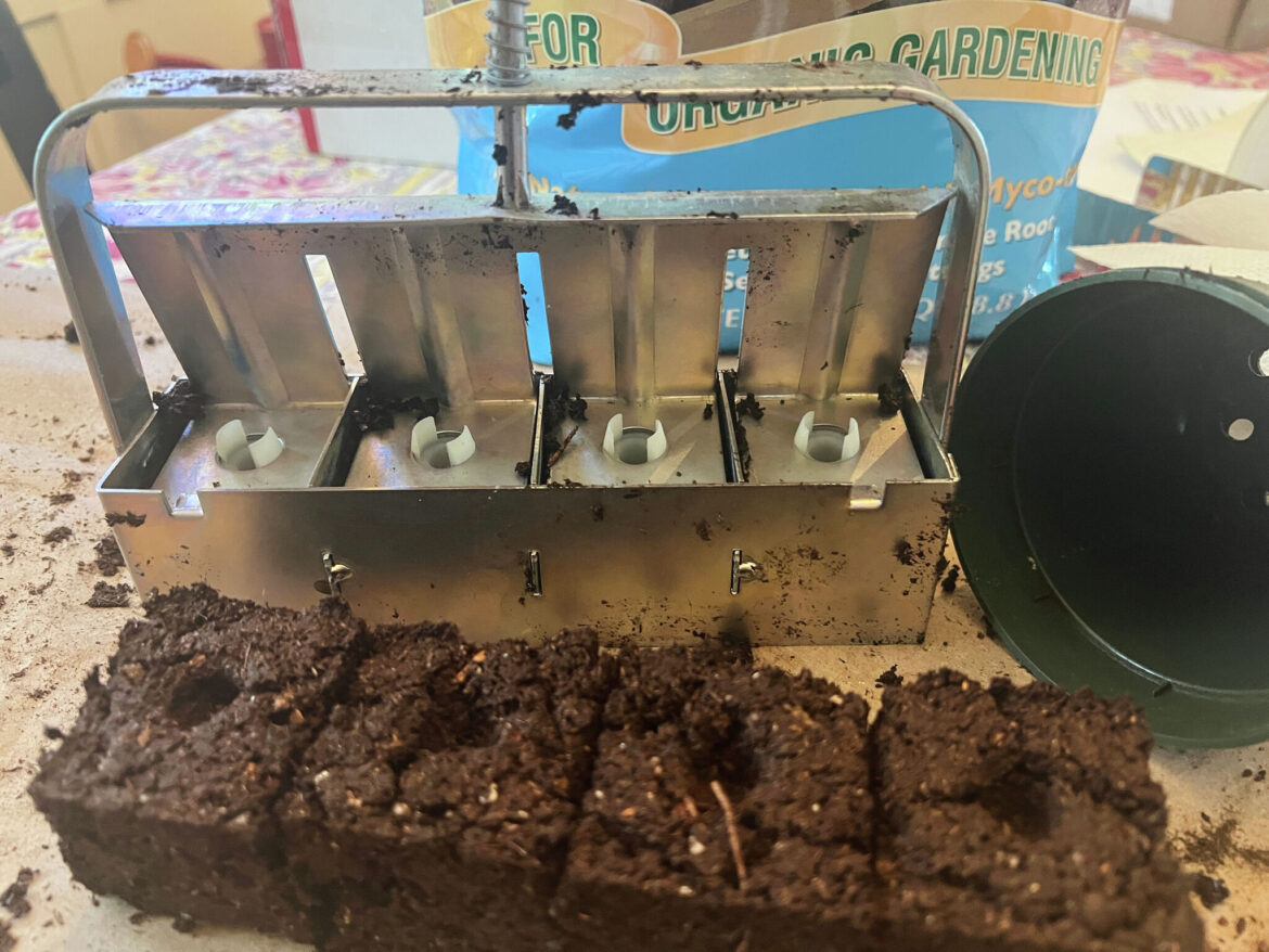 Alternatives to plastic garden gear available