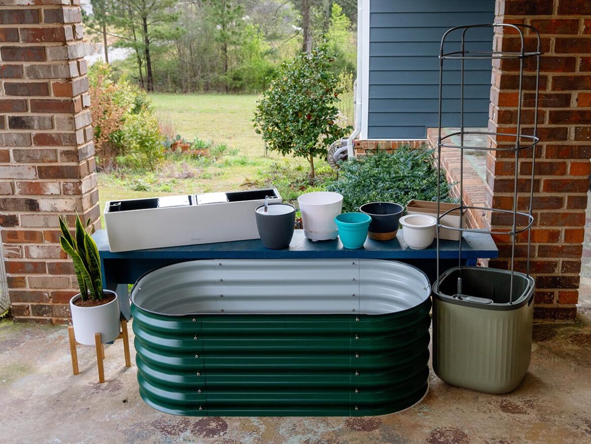 The Best Self-Watering Planters of 2026, Tested by Gardening Experts