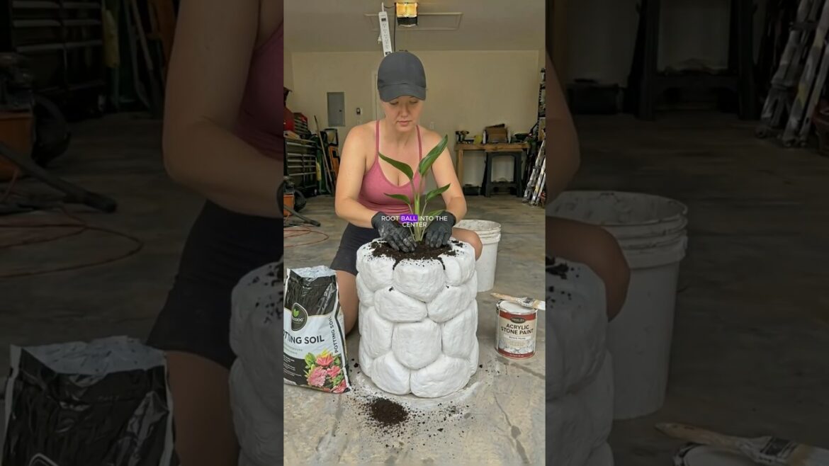 DIY Stacked-Stone Planter Build #diy #cozyhome #gardendesign #gardening #diygardening DIY Stacked-Stone Planter Build #diy #cozyhome #gardendesign #gardening #diygardening