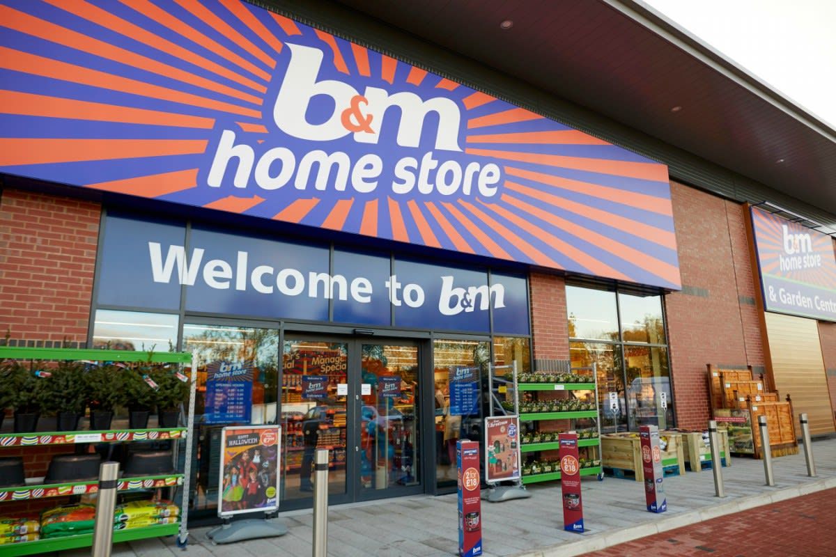 B&M