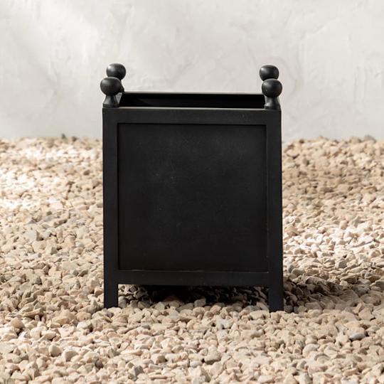 Clairiance Planter