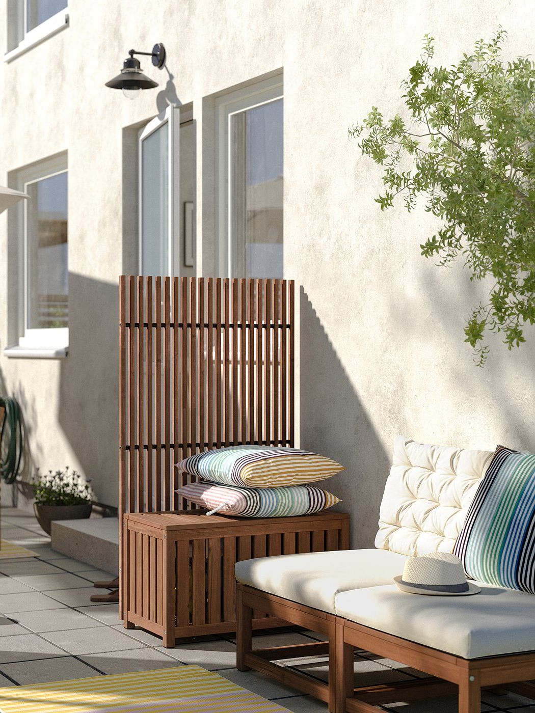 N&Auml;mmar&Ouml; Storage Box and Privacy Screen - Outdoor/light Brown Stained 80x68x140 Cm