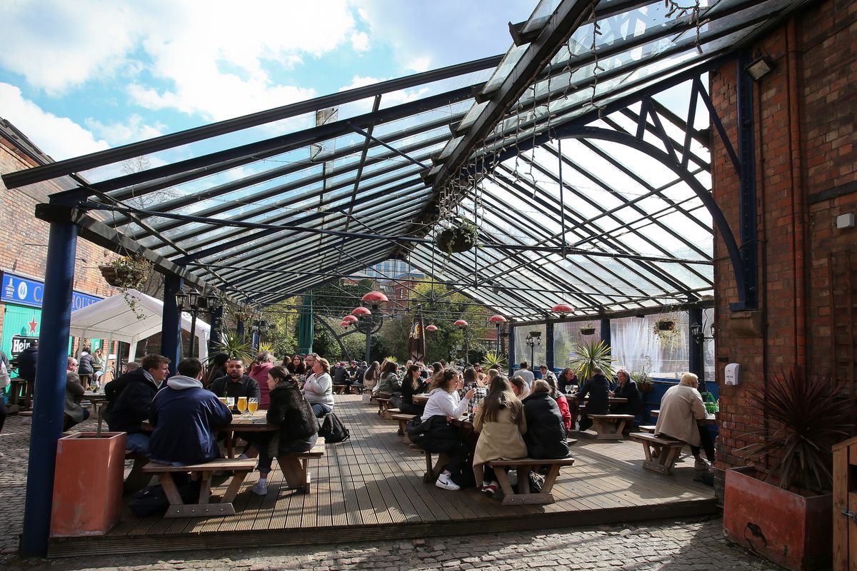 The outdoor area at The Canalhouse in Nottingham