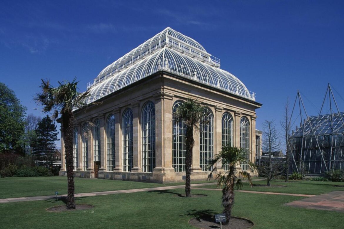 Edinburgh garden ranked among the UK’s top three spring destinations