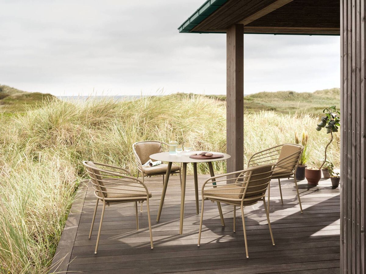 BoConcept's outdoor furniture in matt ash grey.